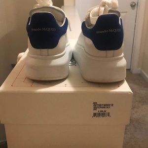 Alexander McQueen Size 29=9